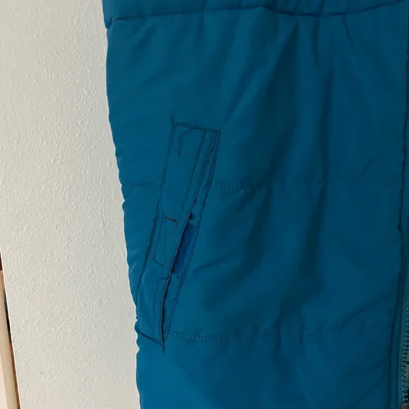 Kirra hooded unisex vest, size large - Picture 3 of 5